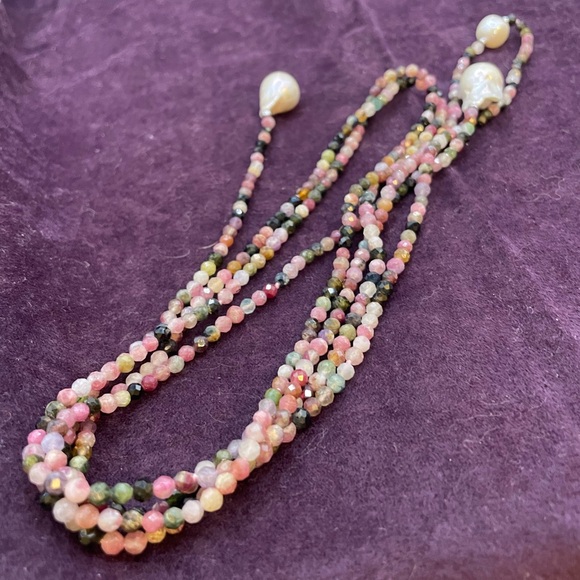 Gemstone and Pearl really long necklace - Picture 3 of 5
